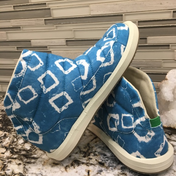 Sanuk Women's Puff N Chill LAUREN - Brand NWT - Picture 3 of 6